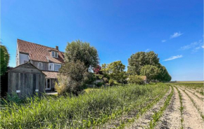 Amazing Home In Graauw